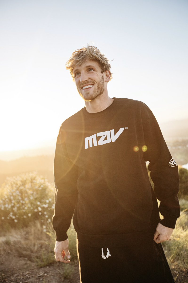 Logan paul maverick clothing merchandise succé